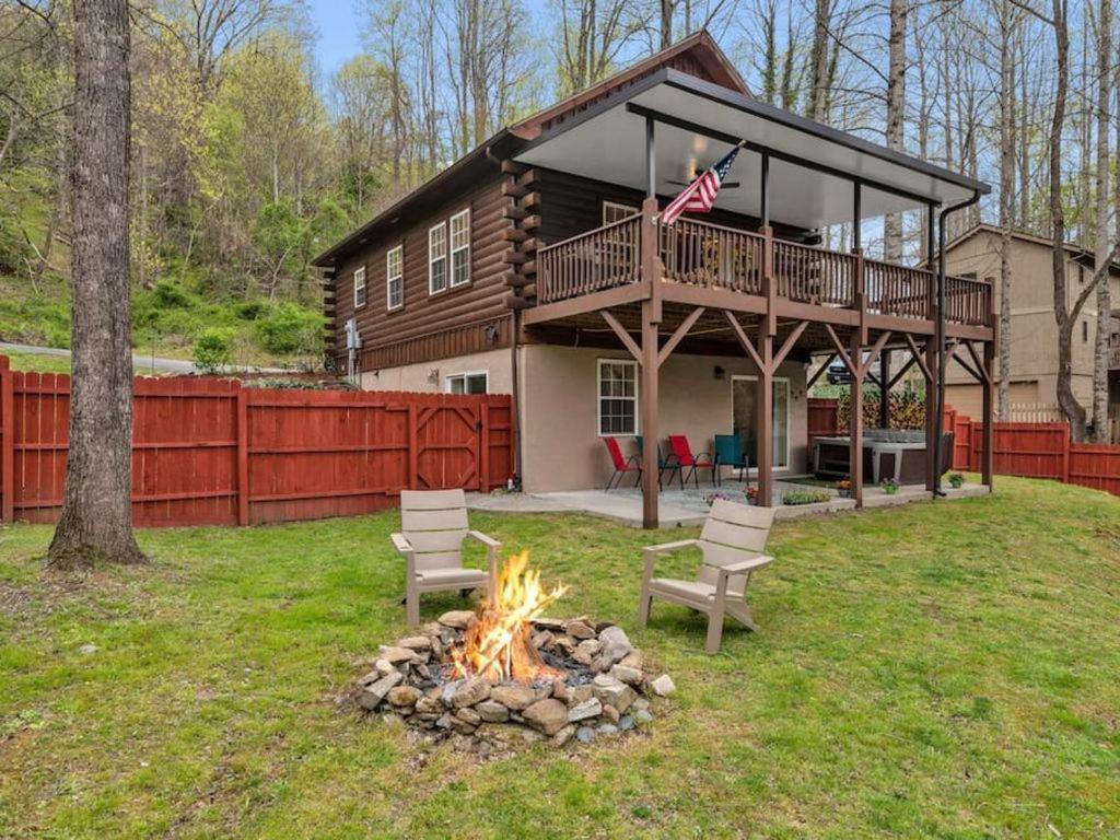 Soco Serene Cabin In The Heart Of Maggie Valley Luaran gambar