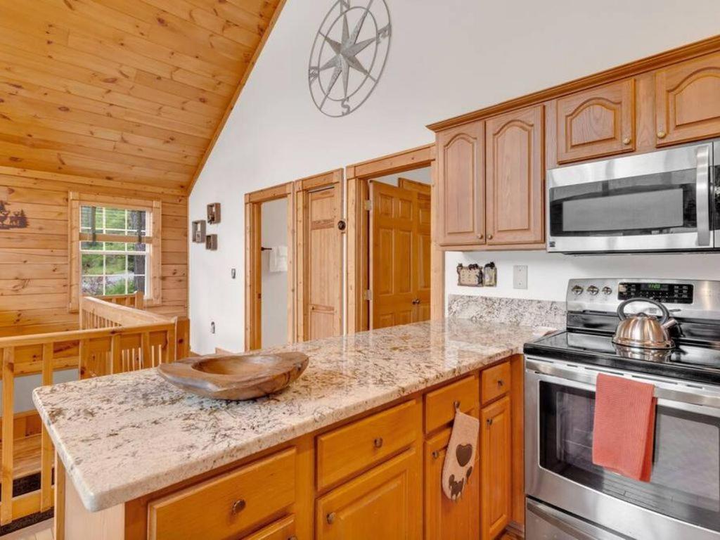 Soco Serene Cabin In The Heart Of Maggie Valley Luaran gambar